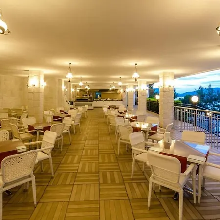 Isla Panorama Hotel