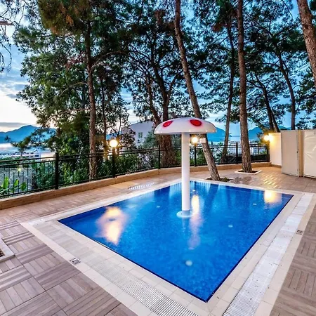 Isla Panorama Hotel 4*