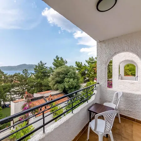 Isla Panorama Hotel Armutalan